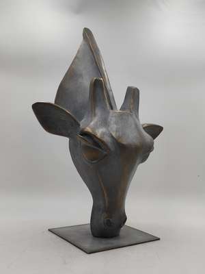 Girafe, bronze d'art 2/8 - Victoire Chambry