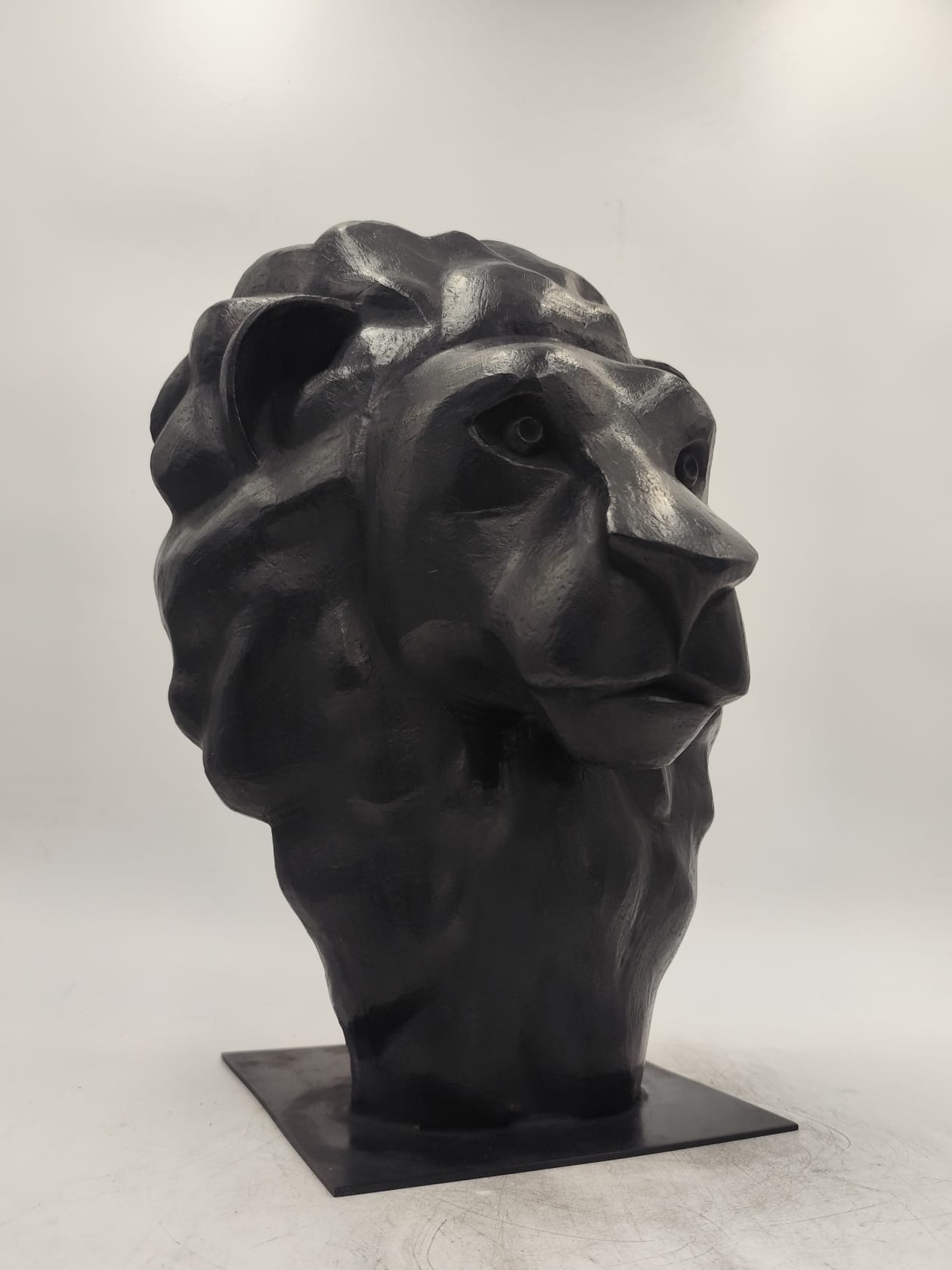 Lion, Bronze d'art 2/8 Victoire Chambry