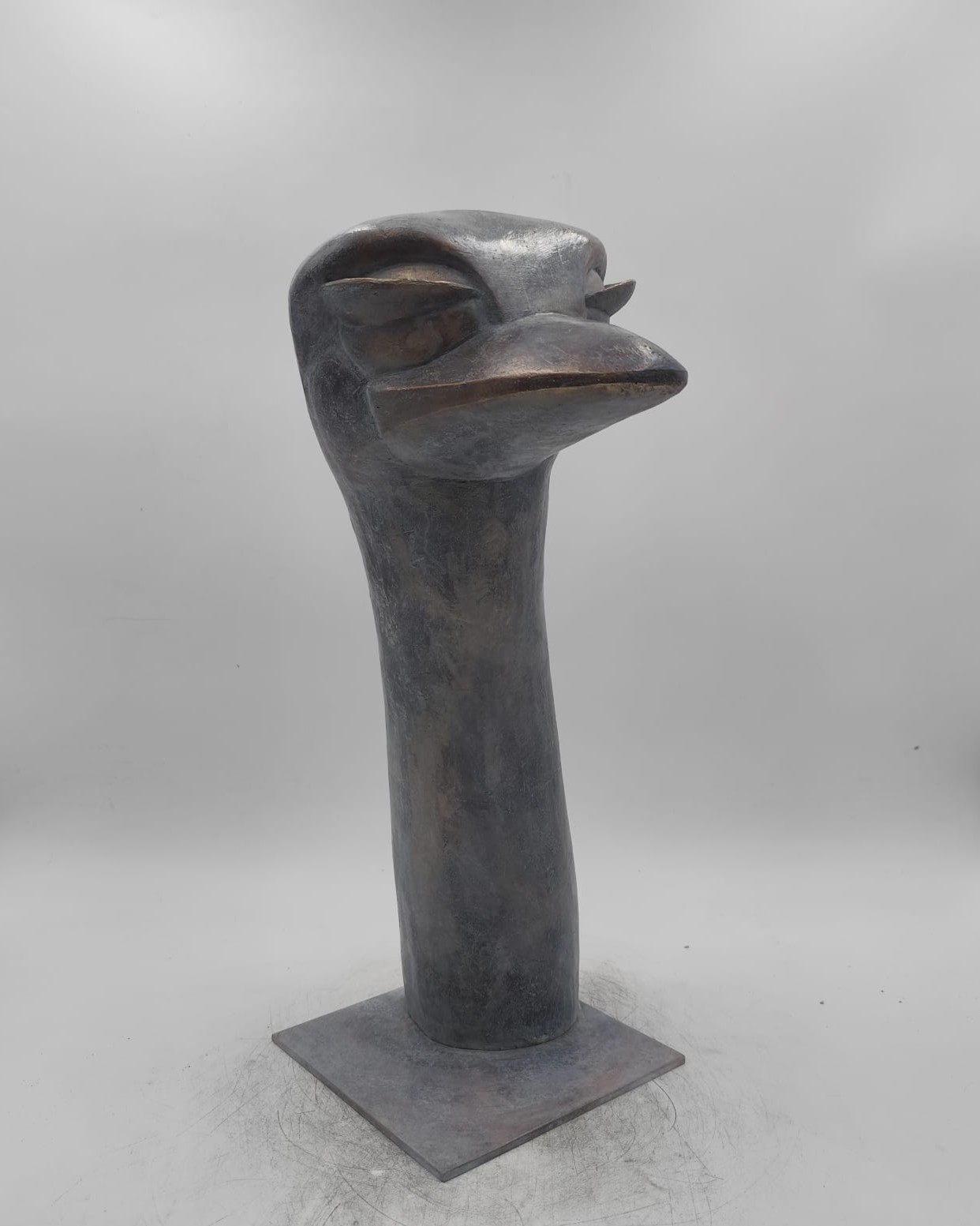 Sculpture Victoire Chambry Autruche, bronze d'art 1/8
